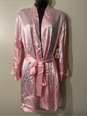 NWT Morgan Taylor estimates Women’s Pink Satin Robe Jacket - Sz M